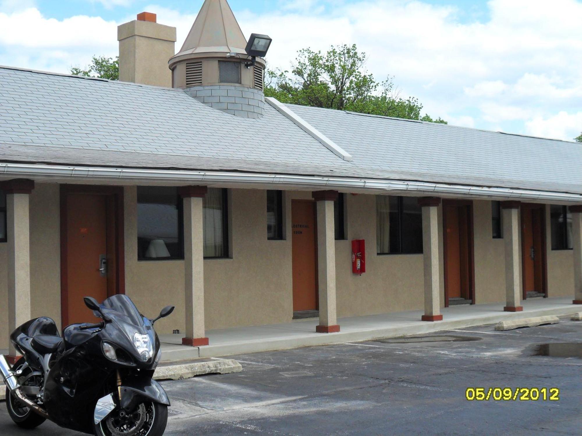 Red Carpet Inn Brooklawn Exterior photo