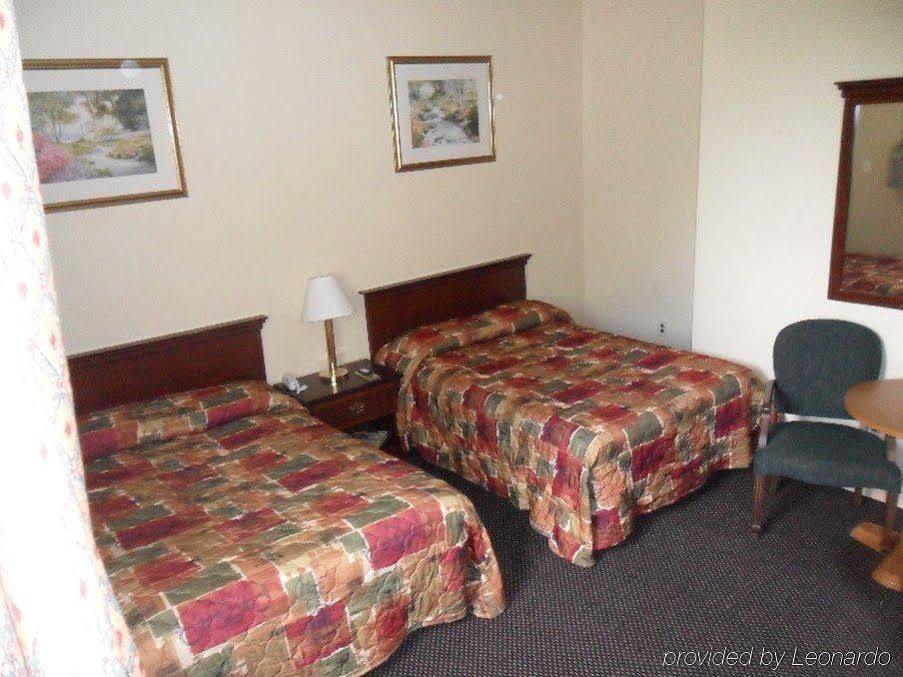 Red Carpet Inn Brooklawn Exterior photo